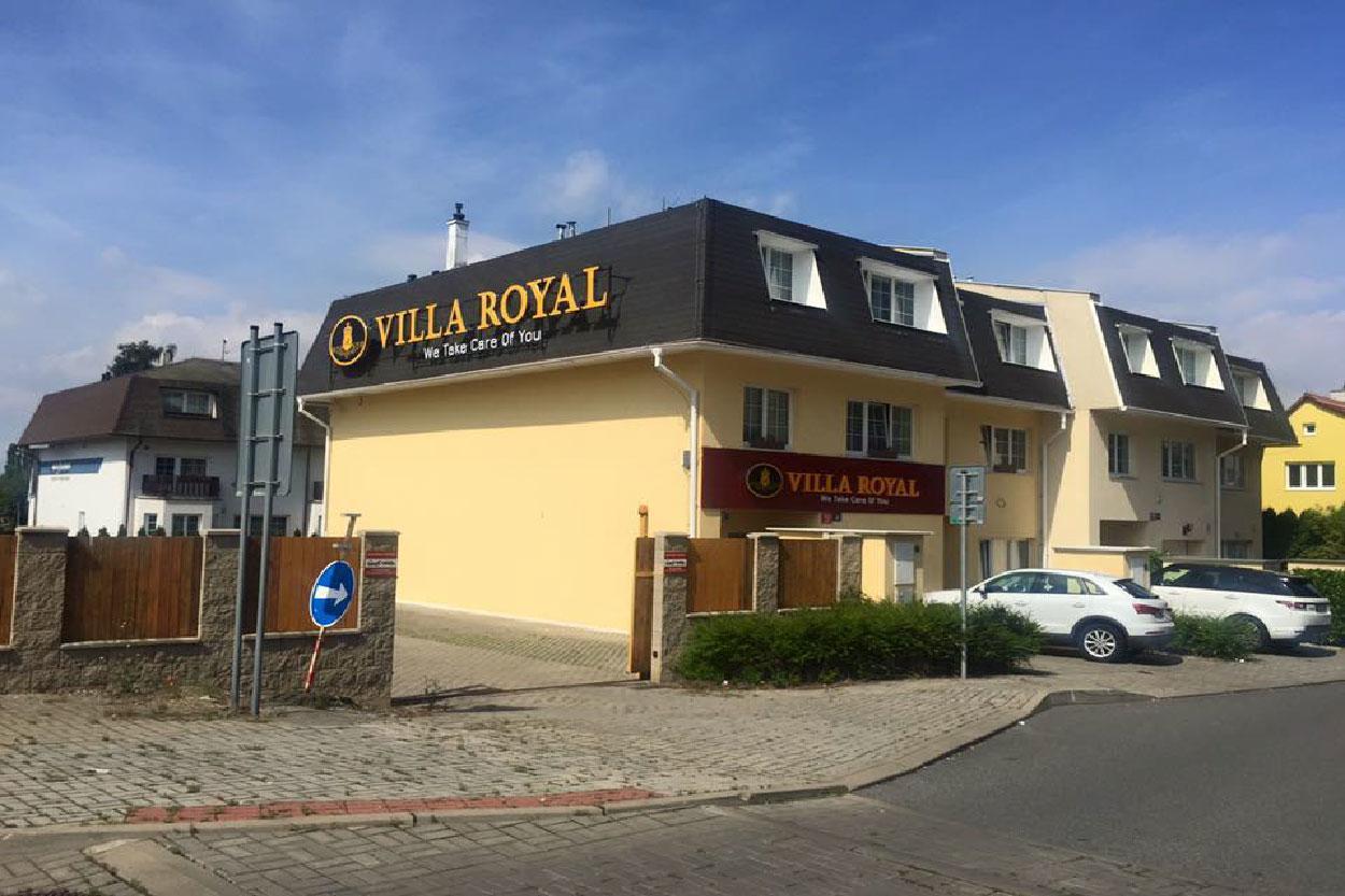 Royal Penzion 2*